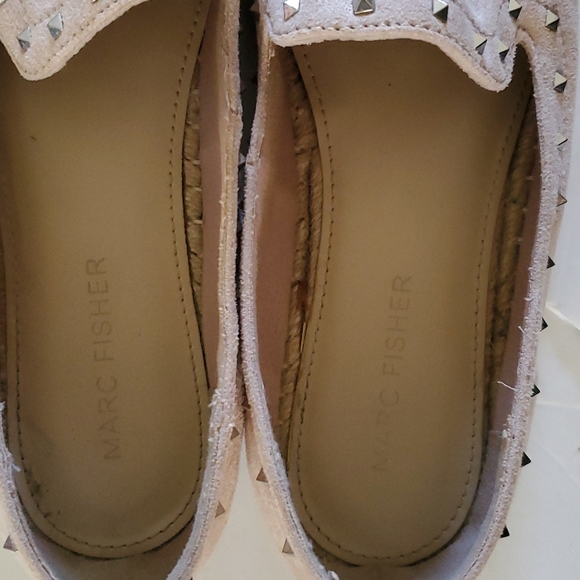 Marc Fisher Chequer Espadrille Slip-Ons With Studs Size 7M - Picture 8 of 9